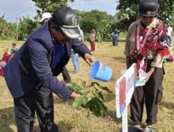 Ketua Komisi II DPRD Wajo Lakukan Penanaman Pohon di Hari Lingkungan Hidup Sedunia