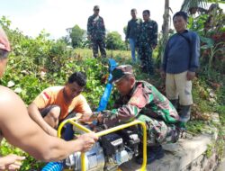 Dukung Hanpangan Babinsa Percepat masa tanam melalui pengairan dengan pompa air