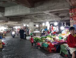 Oknum Dinas Perindustrian dan Perdagangan Kab. Gowa Diduga Memperjualbelikan Jalan Menjadi Lapak Kios Penjualan