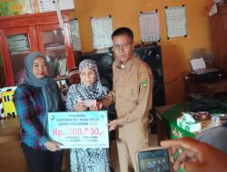 Pemerintah Desa Muara Payang Melaksanakan Pembagian BLT DD.