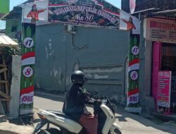 Warga RW 8 Kel. Katangka Berkolaborasi Dengan DPP PANI Membuat Pintu Gerbang HUT RI Ke 80