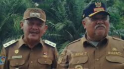 Bupati dan Wakil Bupati Bengkulu Selatan Meninjau Progres Pembangunan Jembatan Sekunyit Kecil.